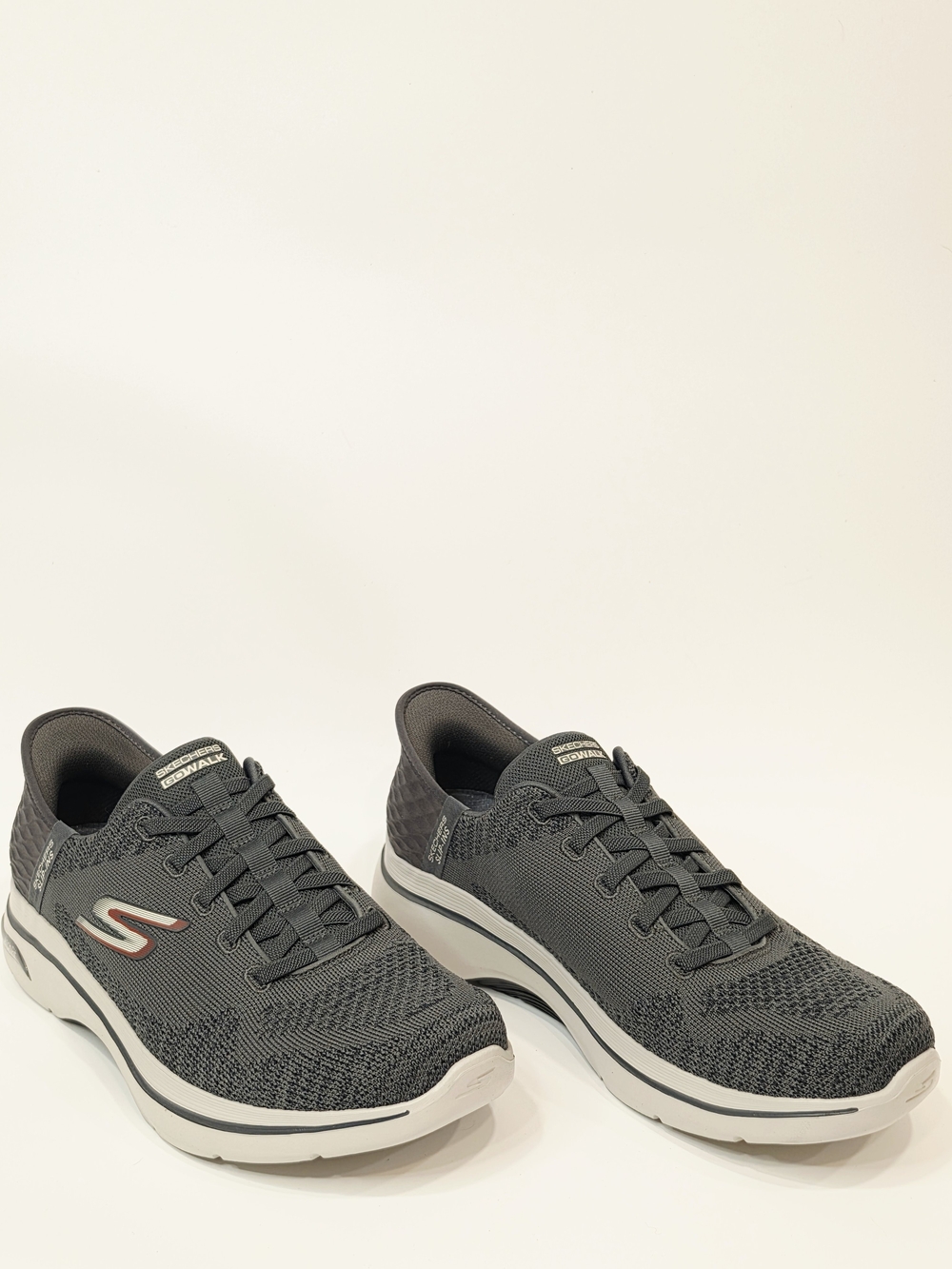 Skechers Men's GO WALK Arch Fit 2.0 - Grand Select walking sneakers Charcoal